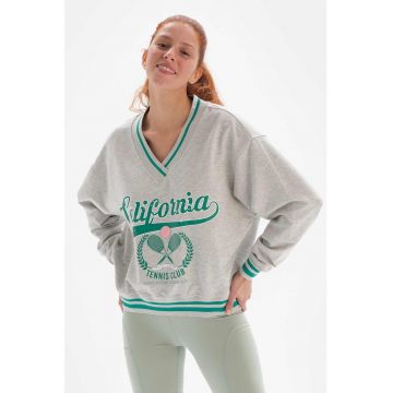 Bluza sport cu decolteu in V si maneci cazute Bluza sport cu decolteu in V si maneci cazute