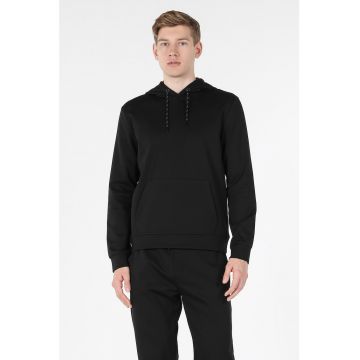 Hanorac cu snur si buzunar kangaroo Hanorac cu snur si buzunar kangaroo