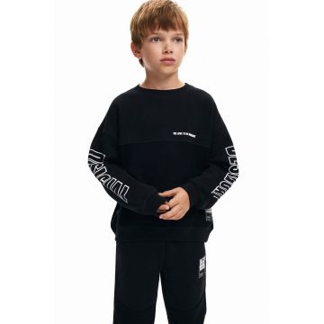 Desigual hanorac de bumbac pentru copii culoarea negru, modelator, 24WBSK03 Desigual hanorac de bumbac pentru copii culoarea negru, modelator, 24WBSK03