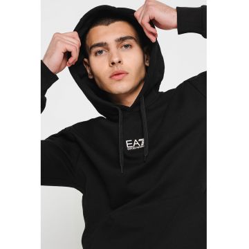 Hanorac cu detaliu logo Hanorac cu detaliu logo