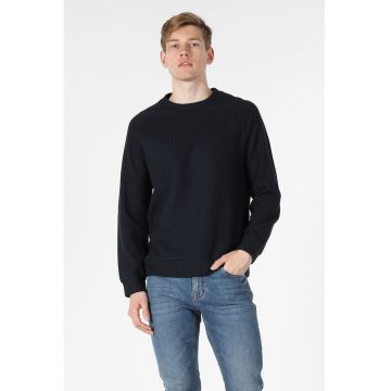 Bluza sport cu decolteu la baza gatului si aspect striat - 654844