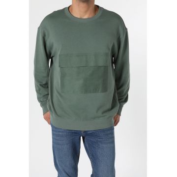 Bluza sport cu decolteu la baza gatului si buzunar frontal