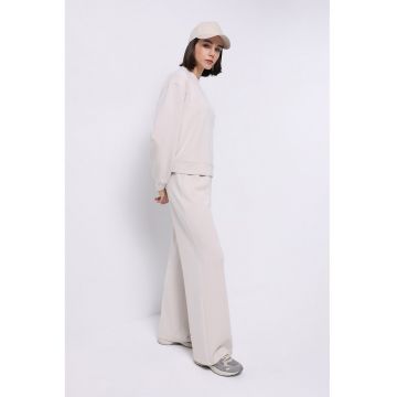 Bluza de trening cu decolteu la baza gatului - din amestec de modal