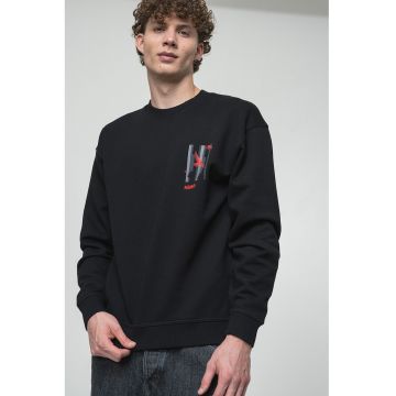 Bluza de trening cu imprimeu logo pe piept si decolteu la baza gatului