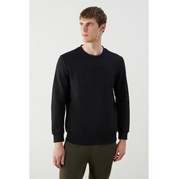 Bluza de trening cu decolteu la baza gatului