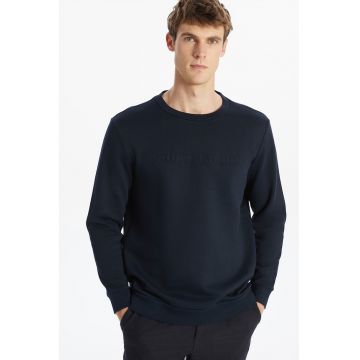 Bluza de trening cu text in relief pe partea din fata