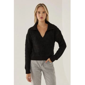 Hanorac dama  crop cu guler camasa - buzunar - negru - tricot