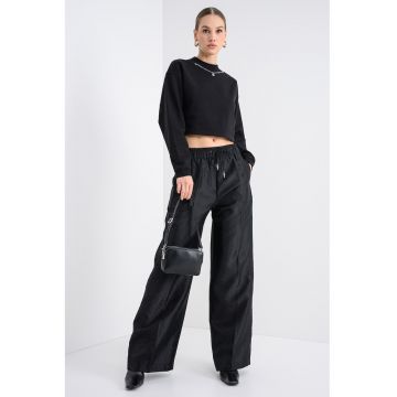 Bluza crop de trening cu lant decorativ