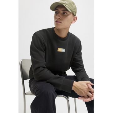 Bluza de trening cu decolteu la baza gatului