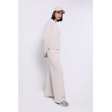 Bluza de trening cu decolteu la baza gatului - din amestec de modal