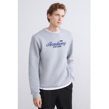 Bluza de trening cu decolteu la baza gatului si imprimeu text