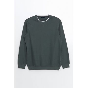 Bluza de trening cu decolteu la baza gatului si model uni