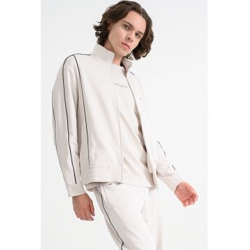 Bluza de trening cu fermoar si detalii contrastante