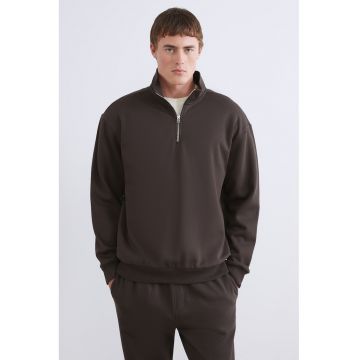 Bluza lejera de trening cu fermoar scurt
