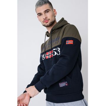 Hanorac cu buzunar kangaroo si imprimeu Greg