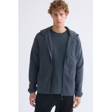 Hanorac cu buzunare pe piept si oblice