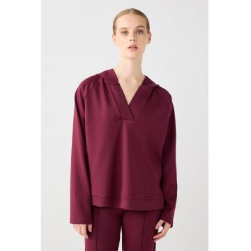 Hanorac cu decolteu in V