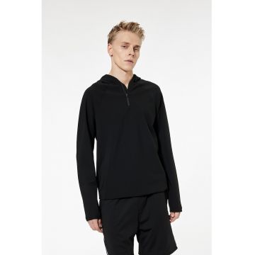 Hanorac cu fenta cu fermoar