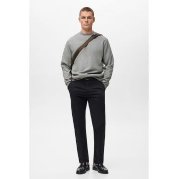 Bluza de trening cu decolteu la baza gatului