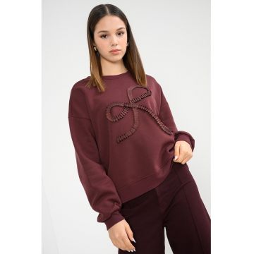 Bluza de trening lejera cu broderie