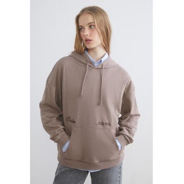 Hanorac regular fit cu text