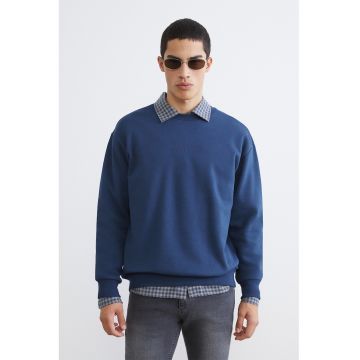 Bluza de trening cu decolteu la baza gatului si maneci cazute