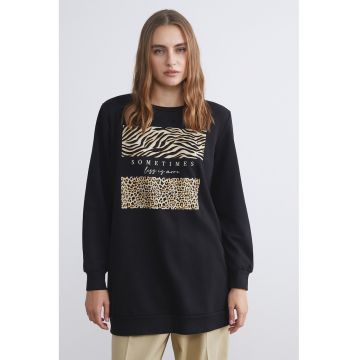 Bluza de trening cu imprimeu text si animal