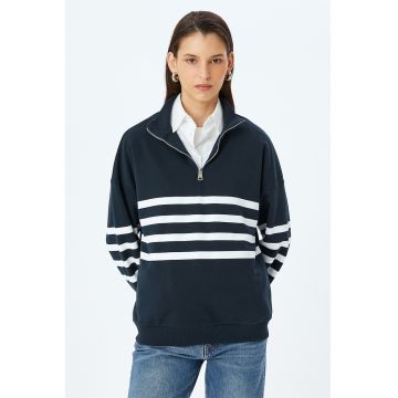 Bluza de trening lejera cu model in dungi