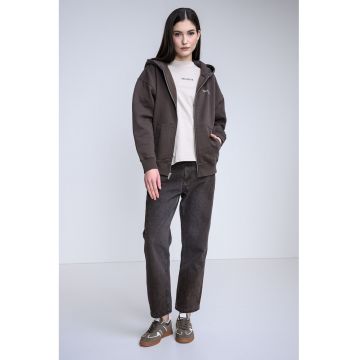 Hanorac lejer cu fermoar si imprimeu logo pe spate