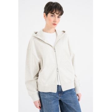 Hanorac lejer cu model uni si fermoar