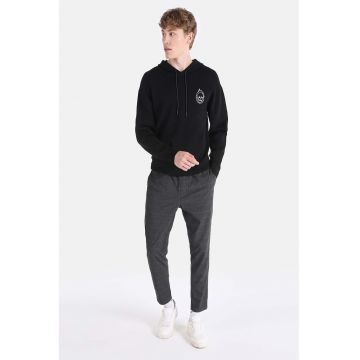 Hanorac regular fit cu design grafic